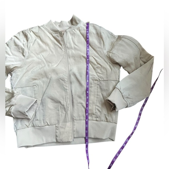 Lululemon Non-Stop Bomber Jacket Trench Size 10 - Picture 8 of 12